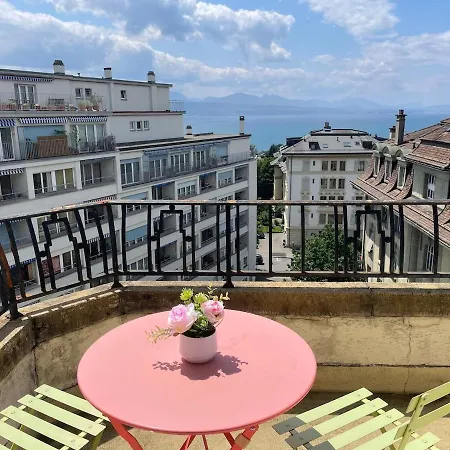 Specious In Down With View Apartment Lausanne